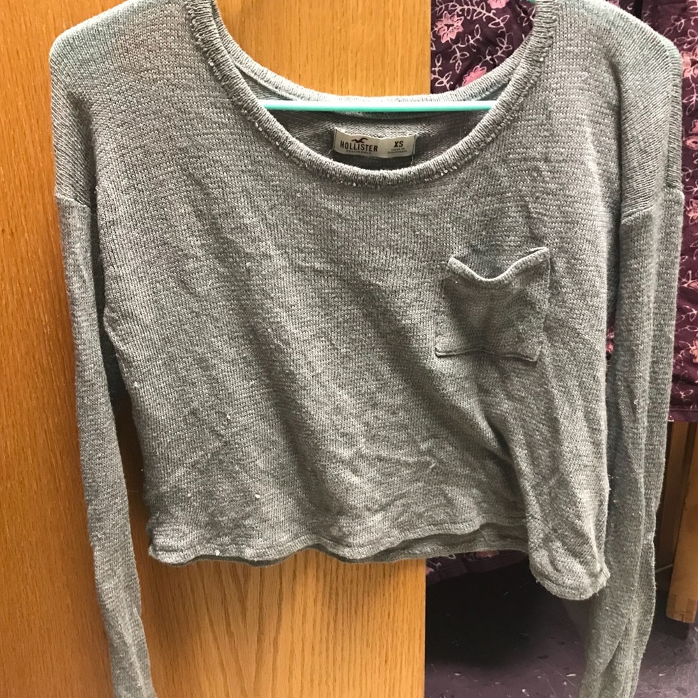 Long sleeve crop top